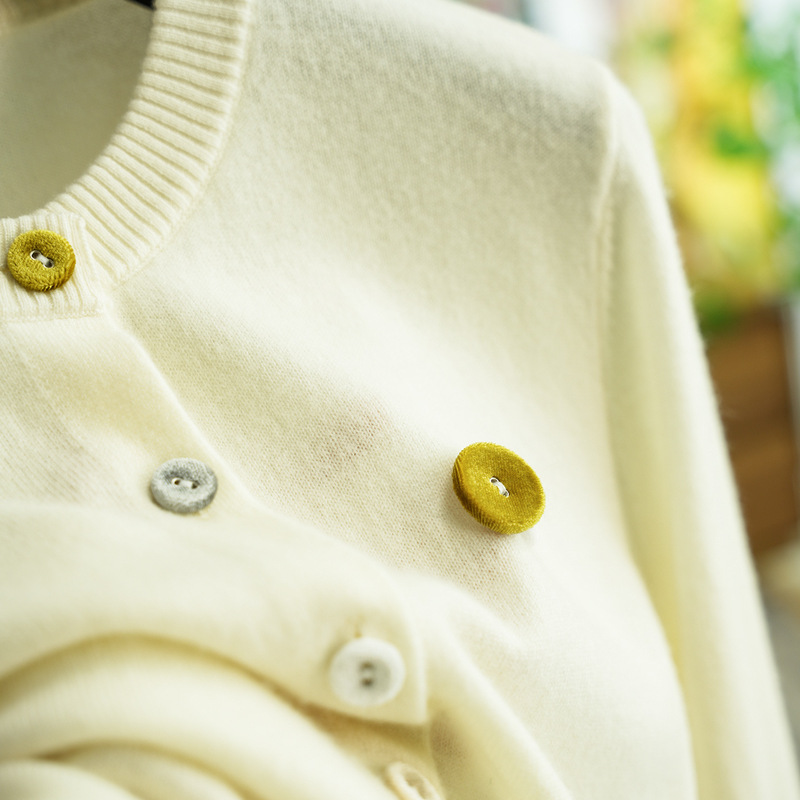 Versatile Velvet Buttoned Merino Wool Knitted Cardigan for Women 1015