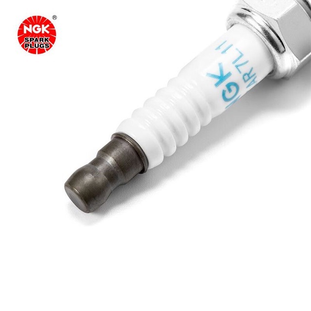 Original Ngk Iridium Platinum Spark Plug Ilfr5T11 96779 Compatible with Highlander, Cherokee, Camry