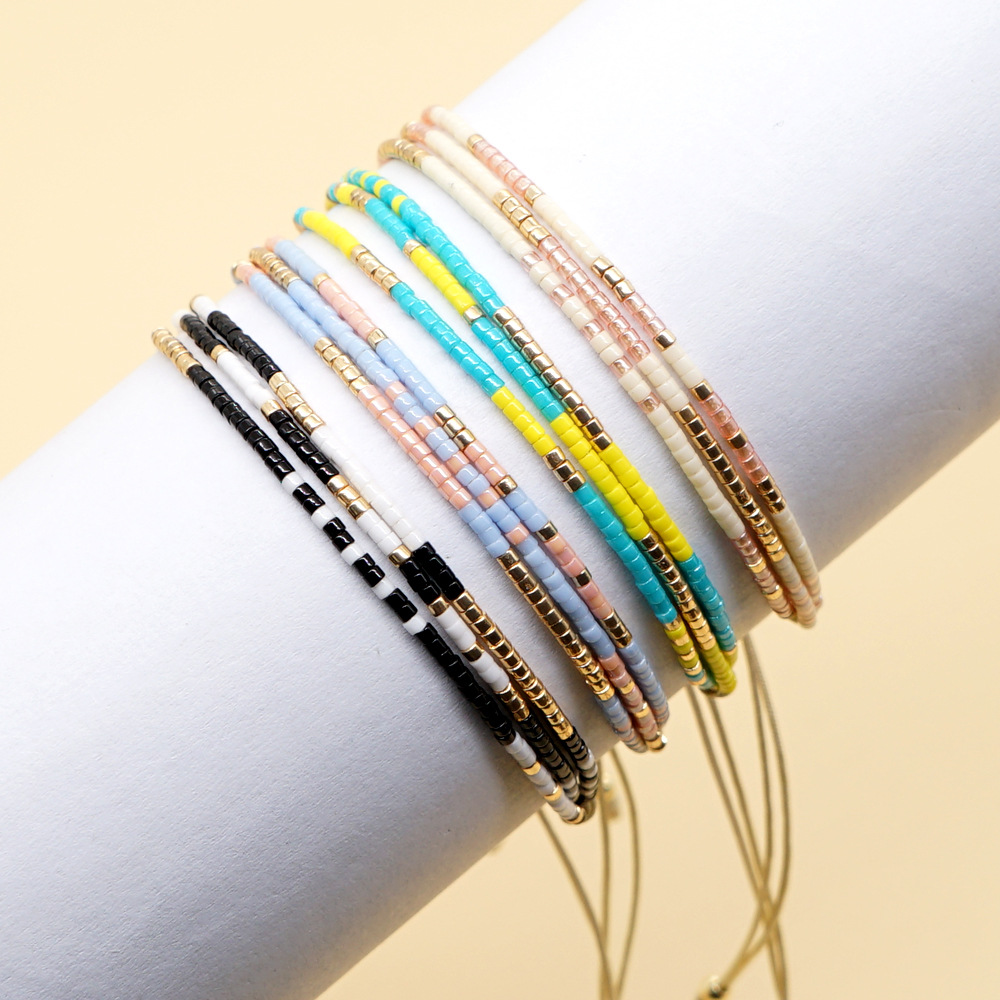 1 Piece Fashion Geometric Glass Knitting Women's Bracelets display picture 1