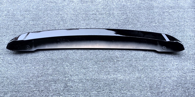 Suitable for 2016-2022 Volkswagen Kaveli T6 Modified Special No-Drill Paint-Coated Rear Spoiler
