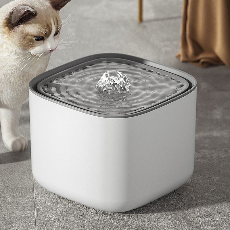 Cross-border pet water dispenser large capacity automatic circulation filter silent waterer smart cat water dispenser wholesale