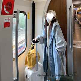 2026韩版单排扣牛仔拼接连帽外套女慵懒风宽松显瘦长袖上衣中长款