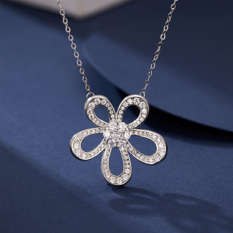 925 スターリングシルバー 5 枚の花びらの花の女性のマイクロ舗装ジルコン ネックレス isn スタイル キング レッド人気の大きな花のペンダント女性の鎖骨チェーン|undefined