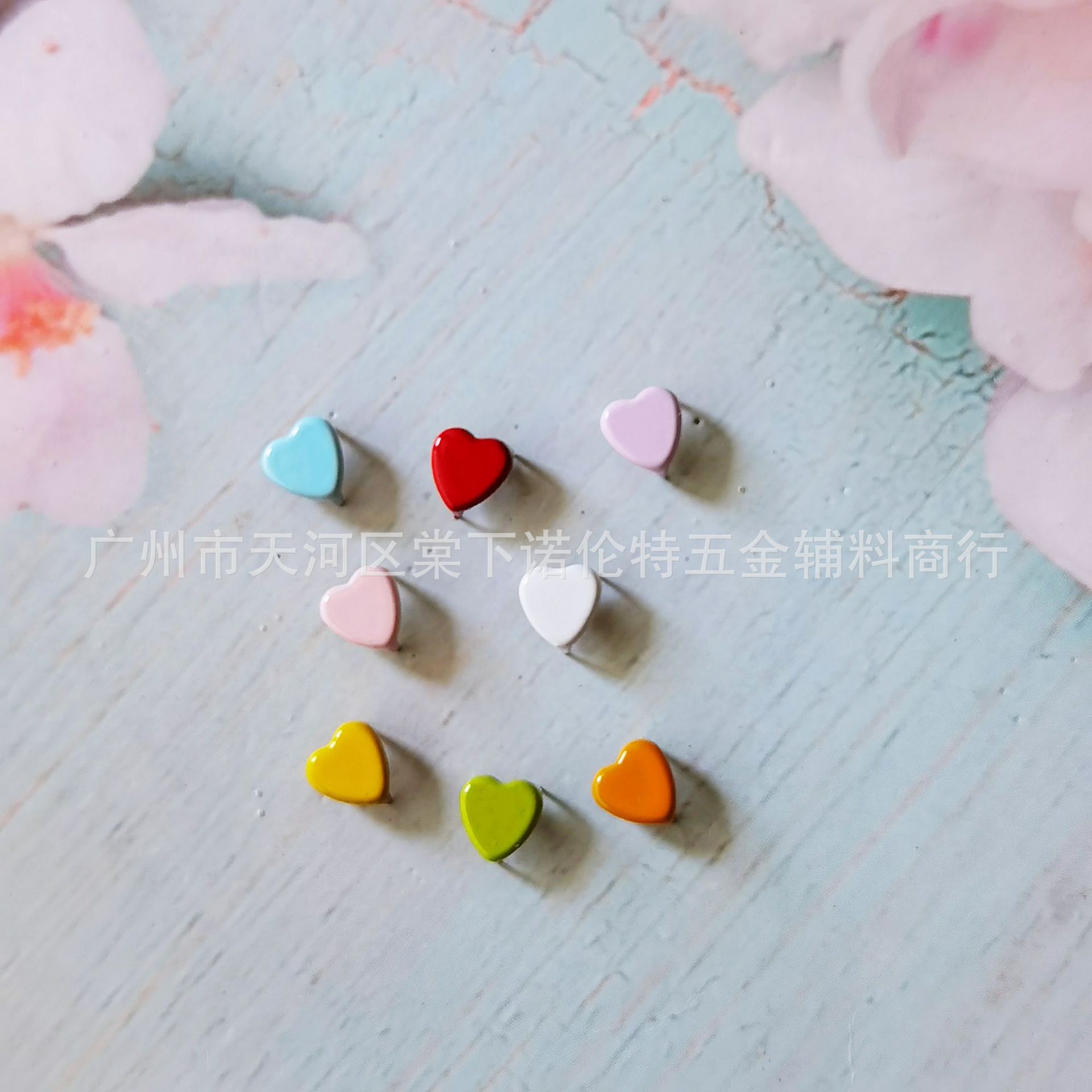 5mm mini colorido amor garra uñas bjd muñeca Ropa Accesorios DIY botón juguete muñeca remache