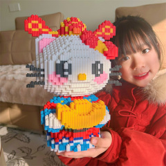 2025新型の財神爺ケイティはレゴの積み木の小さい粒子の子供の益智の男の子の女の子のジグソーパズルの置物と互換性があります。