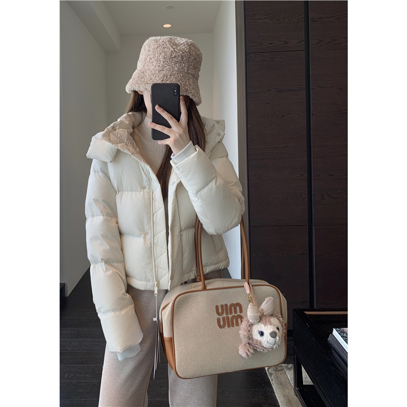 라이트 아이보리