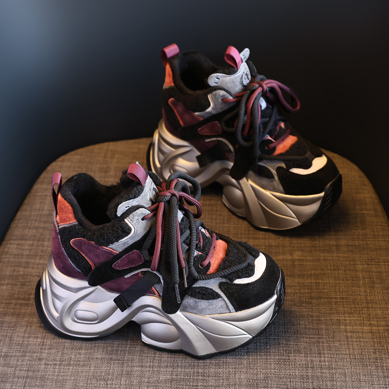 Giày sneaker nữ đế dày độn cao lót nhung mùa đông — Màu đen