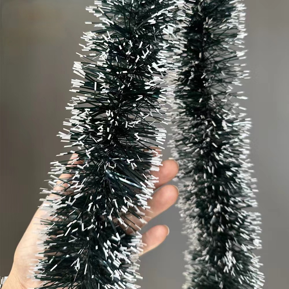 짙은 녹색 바탕에 흰색 테두리 (4.5겹)