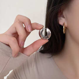 欧美跨境金属圆形几何光面耳环时髦冷淡风气质高级感耳饰品批发