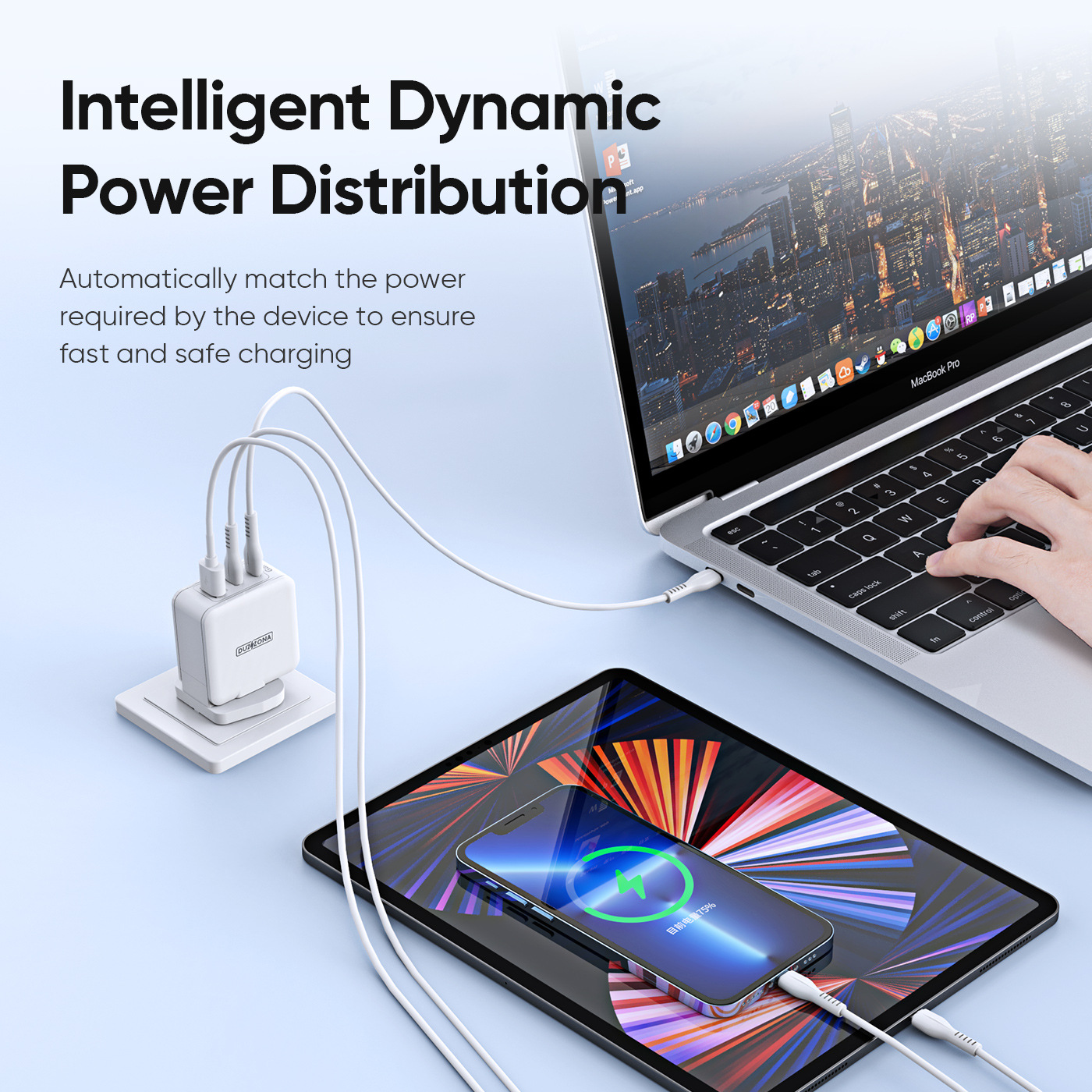 Adecuado para PD65W nitruro de galio cabeza de carga de tres puertos tableta de teléfono móvil portátil cabeza de carga rápida enchufe estándar británico europeo al por mayor