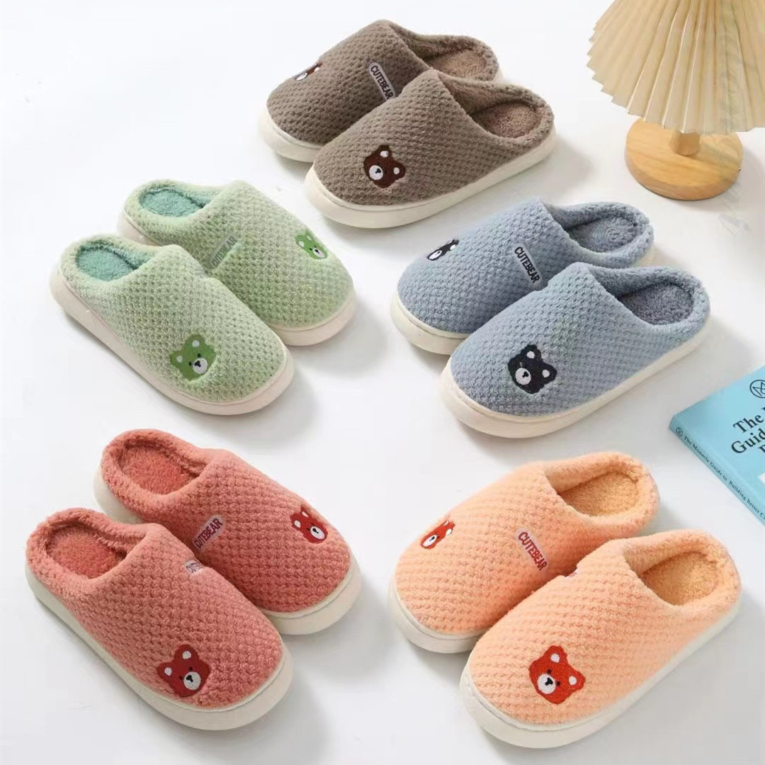 Directo de fábrica Zapatillas de algodón casa de invierno casa hombres y mujeres ancianos Zapatillas de algodón cálido forro polar fondo grueso Zapatillas de lana al por mayor