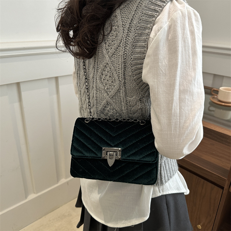 La popular celebridad de Internet de este año, el mismo diseño de nicho, bolso de axila de viajero de temperamento casual versátil, bolso de mensajero de hombro 2025