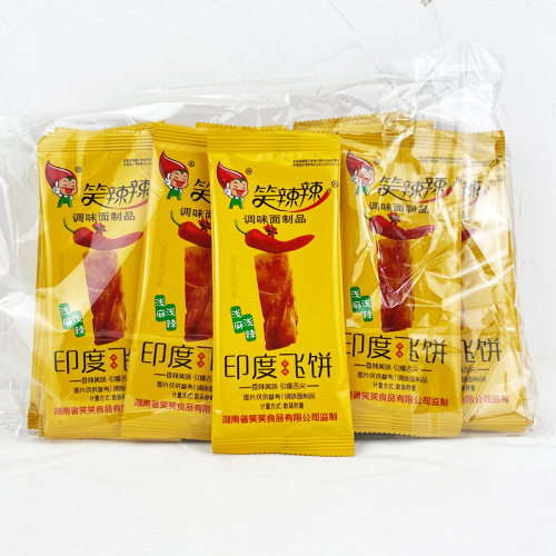 Spicy Indian-style flatbread strips, 40 packs in a full case, casual snacks with nostalgic and spicy flavors