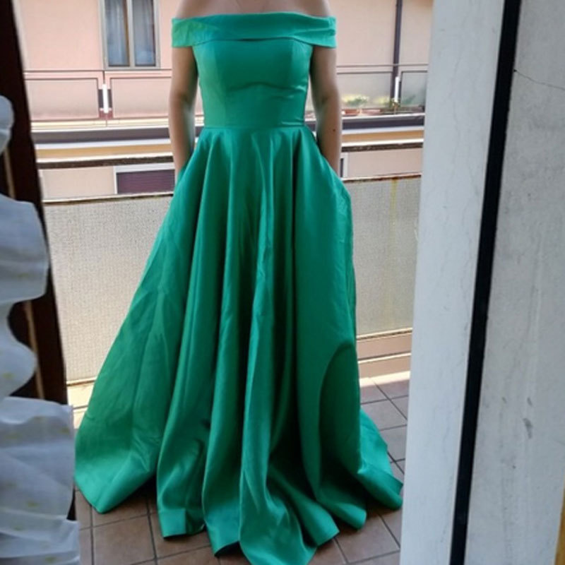 Vestido de noche de satén con un solo hombro, nuevo, de Amazon, AliExpress y Wish, europeo y americano, sencillo, elegante y que estiliza la figura.
