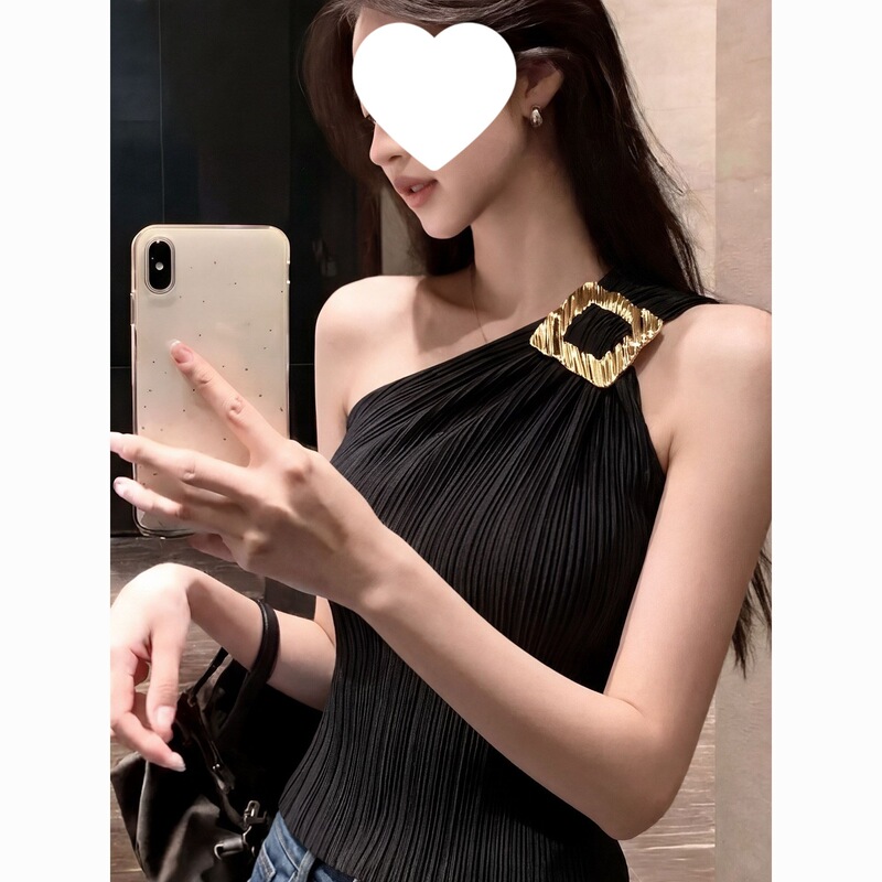 Socialite Style Diagonal Collar Square Buckle Single-Shoulder Vest for Women 2026 Summer Light Luxury Unique Design Slimming Sleeveless Top
