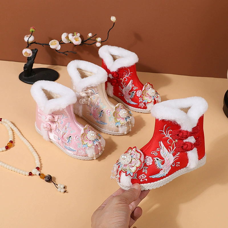 Вышитые туфли для девочек плюс бархатные хлопчатобумажные туфли для детей Hanfu обувь китайский ветер снежные сапоги для девочек