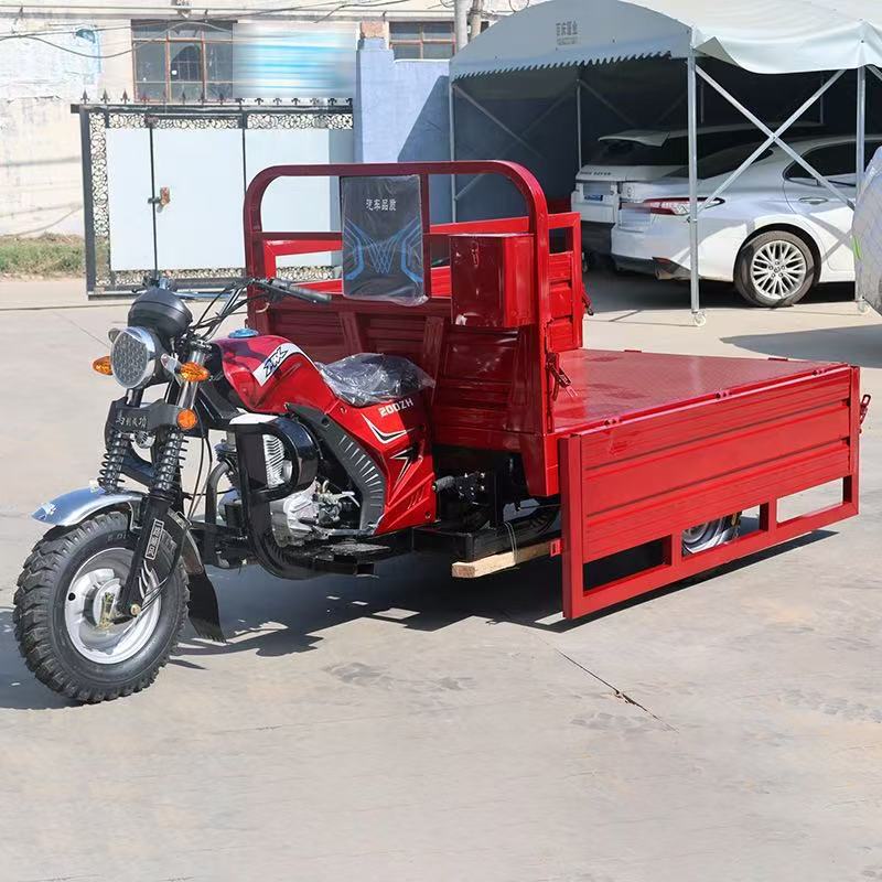 África venta caliente de tres ruedas de gasolina auto volcado motocicleta de carga doméstica vehículo agrícola Zongshen motor de gasolina volcado carga