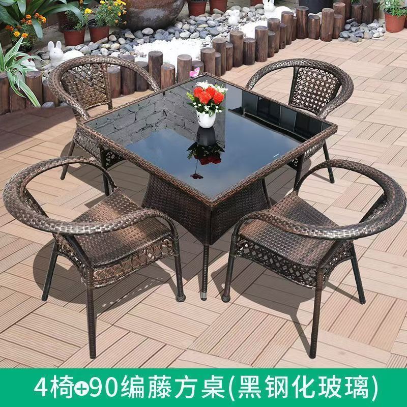 Mesa y silla de ocio de balcón al aire libre, patio, silla de caña, tres piezas, terraza al aire libre, silla de caña, silla de tejido de caña, mezcla de mesa de té