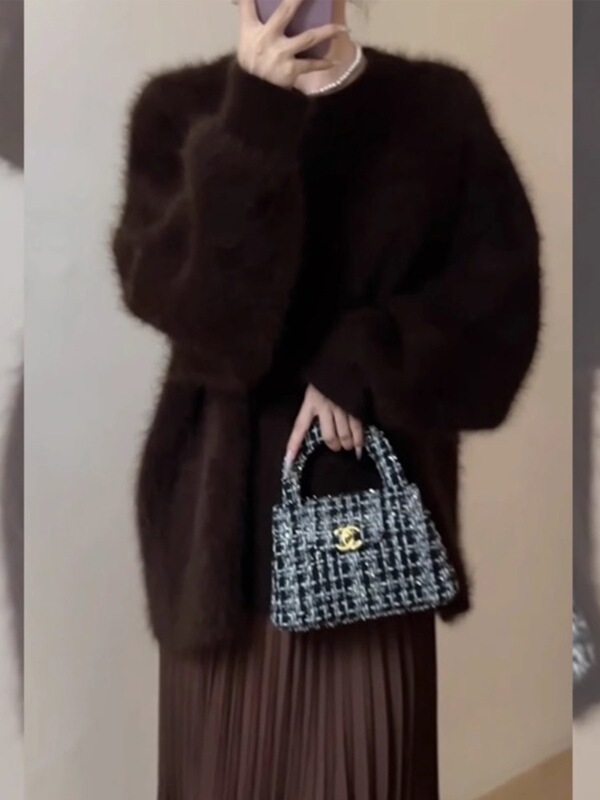 Stylish Mink Velvet Brown Sweater for Women in Autumn and Winter Maillard Soft Waxy Retro Mohair Round Neck Top