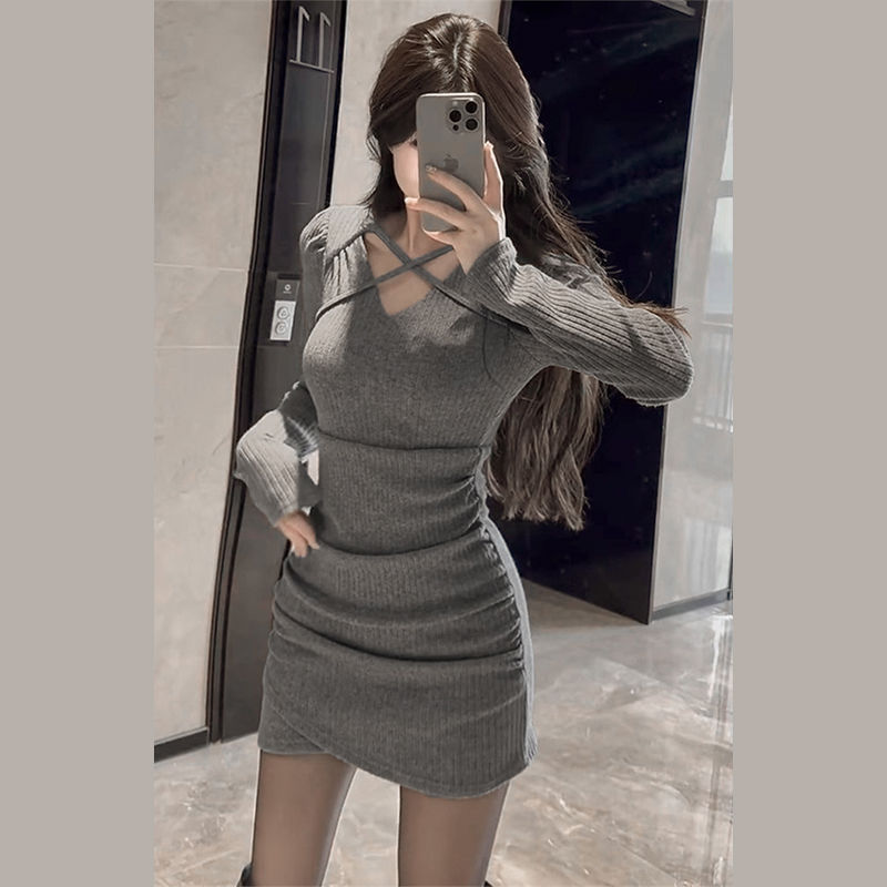 小个子辣妹修身连衣裙子2025秋冬季新款女时尚小妈内搭打底包臀裙|undefined