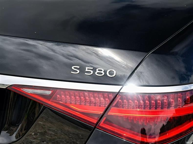 Suitable for 2021-2025 Mercedes-Benz Maybach S450, S480, S580, and S680 models; used for modifying the Maybach emblem