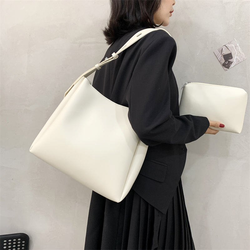 China Export Bag Large Shoulder Bag Women  New Casual Women Bag Mother Tote Bag Large Capacity Simple Shoulder Bag display picture 2