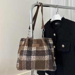 Foreign Trade Large-Capacity Bag for Women 2023 New Trendy Texture Plaid Handbag Versatile Ins Shoulder Tote Bag