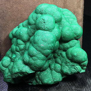 ��Ȼ��ȸʯԭʯ�[���o��ĥ�Gɫ�V����ʯ�̌W�˱��^�pʯ�쾰�b�Ʒ