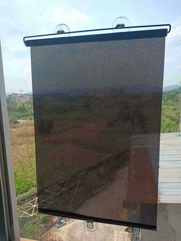 Automatic telescopic dark dot shading, single support, and transparent three large suction cups
