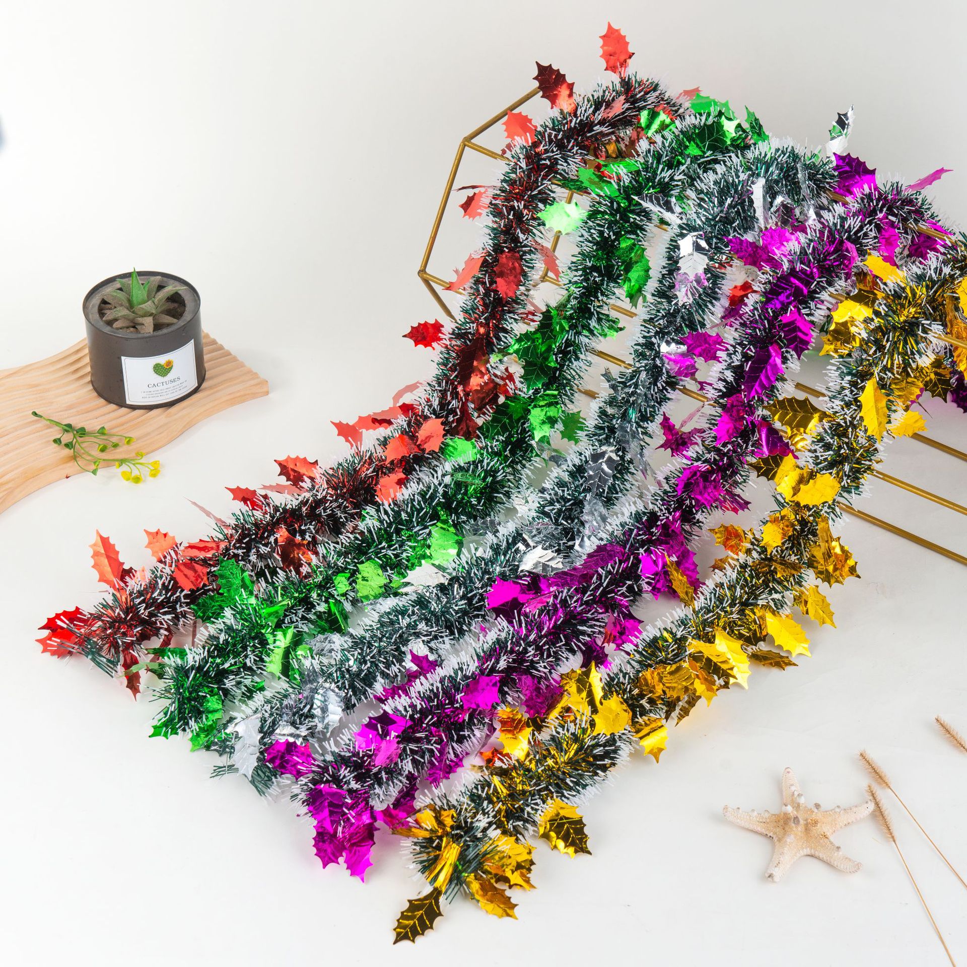 Transfronterizo de lana de Navidad tira de decoración de vacaciones árbol de Navidad adornos verde oscuro borde blanco hoja colgante decoración tira de color 2 M