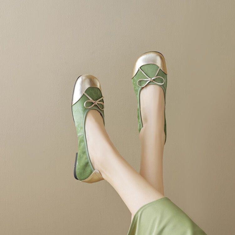 Zapatos de estilo francés de primavera y verano de 2026 nuevos zapatos de estilo Mary Zhen con falda plana zapatos simples