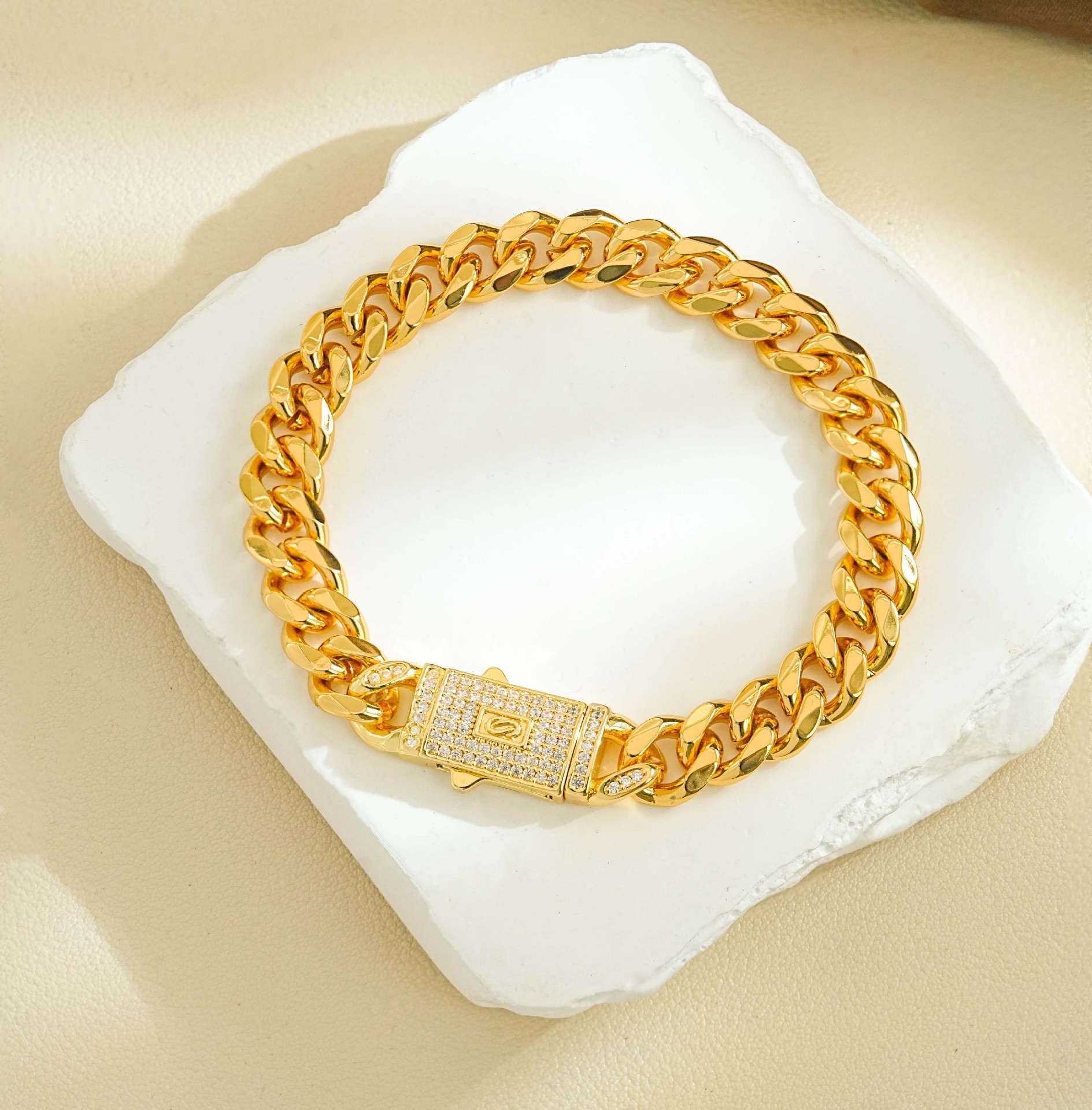Cross-Border New European And American Stre Hip-Hop Fashion Cuban Necklace Earrings Ring High-End Niche Light Luxury_voghion.com