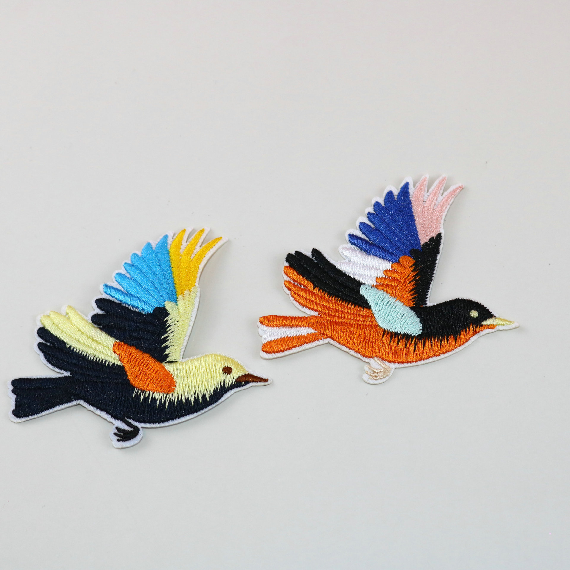 Animal dibujos animados bordado bordado pegatinas de tela pegatinas de espalda pegatinas de bordado de computadora pegatinas de ropa bolsas pegatinas de agujeros pegatinas de parche sello de tela decoración