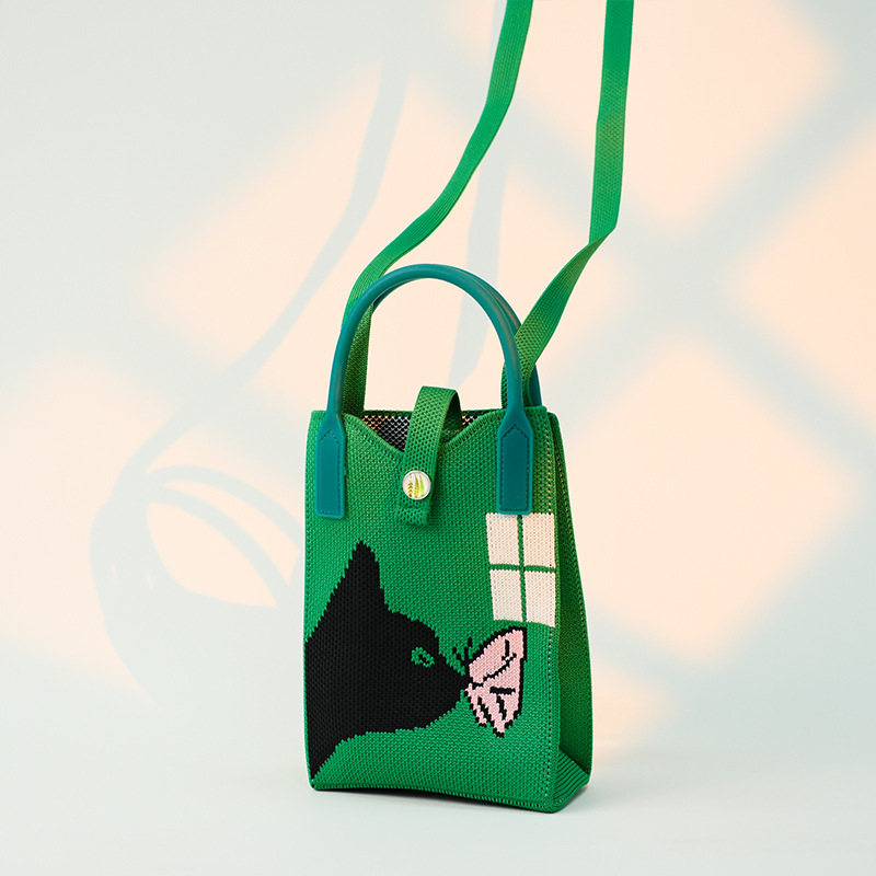 녹색 나비 고양이