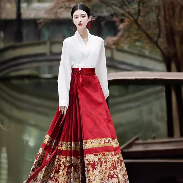 Elegant set