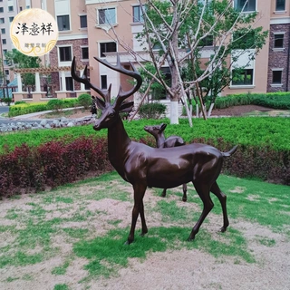 动物摆件场景雕刻泡雕梅花鹿麋鹿雕塑艺术景观装饰玻璃钢雕塑定制