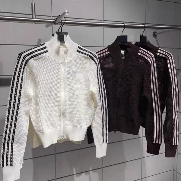 2026 New Fashionable and Stylish Women's Knitted Cardigan, Simple Slim-Fit Versatile Top, Women's Knitted Jacket