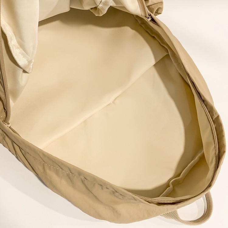 Mochila de estudiantes de estilo crema coreano de color sólido, mochila de mujer simple, mochila de viaje ligera de gran capacidad