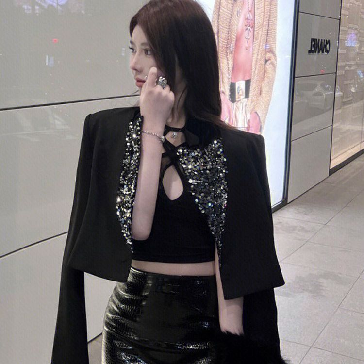 Sequined Short Blazer for Women 2026 New Design Niche Slim Fit Stylish Versatile Small Suit 1554