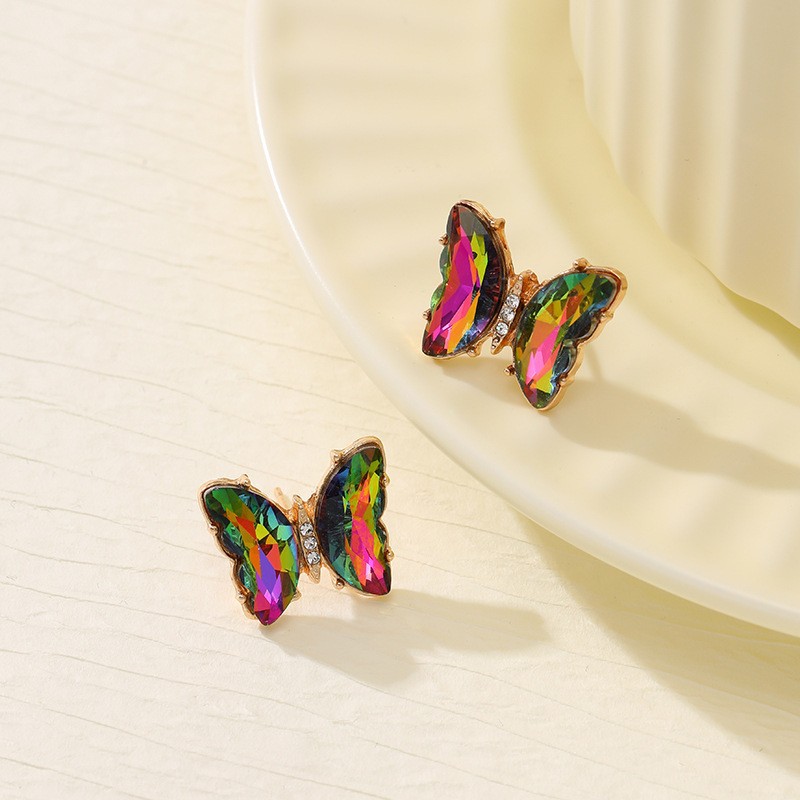 Ventas transfronterizas calientes coloridas 3 piezas de aretes collar anillo de moda europea y americana mariposa elegante collar de diamantes para mujeres image 24
