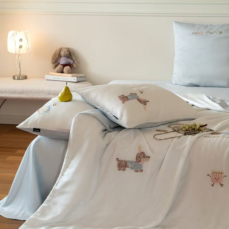 Dachshund Cool Feeling 100S Lenzing Tencel Super Soft Summer Quilt Four-Piece Set Summer Air Conditioner Machine Washable Thin Quilt Core