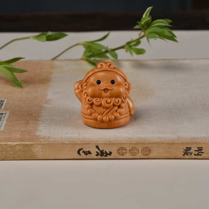 崖柏木雕西游记摆件唐僧孙悟空猪八戒生日礼物实木手把件卡通造型|undefined