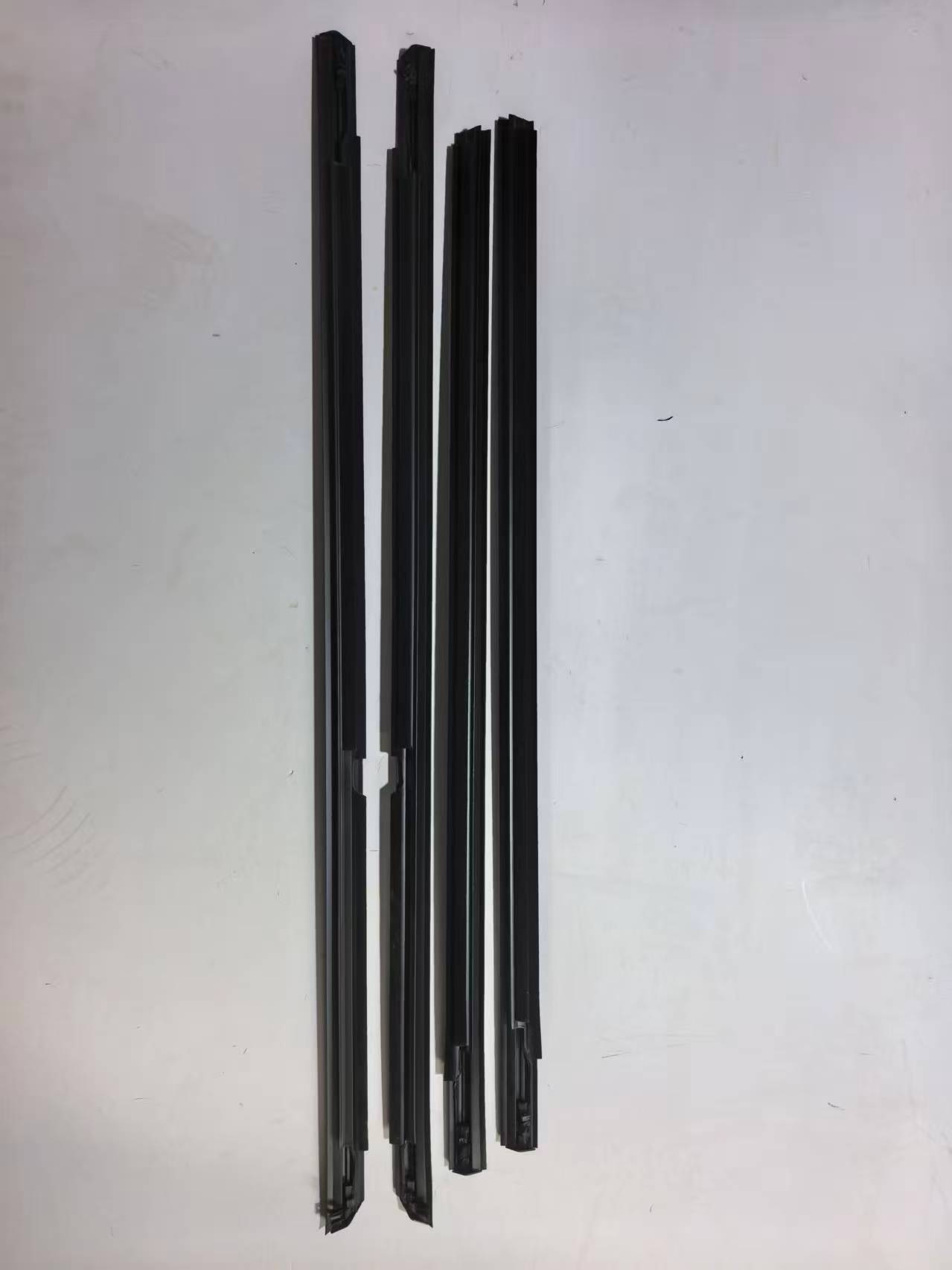 Suitable for Mazda 323 Exterior Weatherstripping Car Door and Window Rain Deflector Water Cutting Strip Car Glass Soundproof Sealing Strip