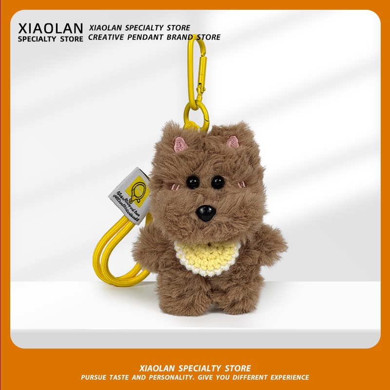 小红书同款毛绒西高地小狗包挂件手工钩织迷你围兜口水巾狗狗玩偶