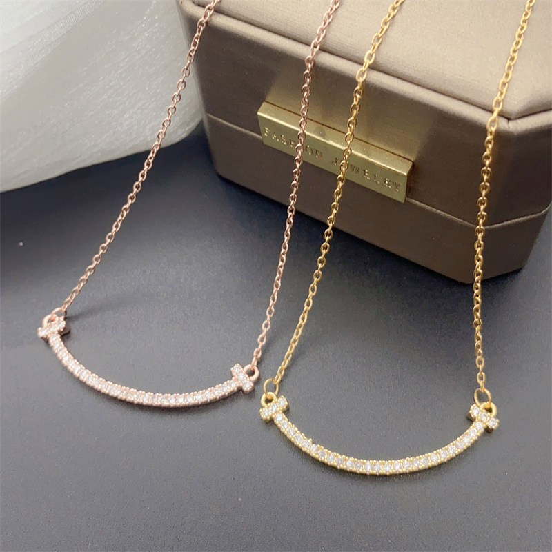 7g Weight 0.03µm-0.05µm Gold Plating Thickness PVD Coated Gold Plating Process Real Gold Plated Plating Material PVD Coated Real Gold Plated Smile Face Stainless Steel Modern Style Waterproof Non Tarnish Necklace