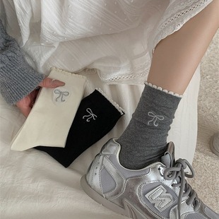 silver embroidery bow lace women's socks South Korea ins silver breathable cotton socks socks black and white gray women's socks