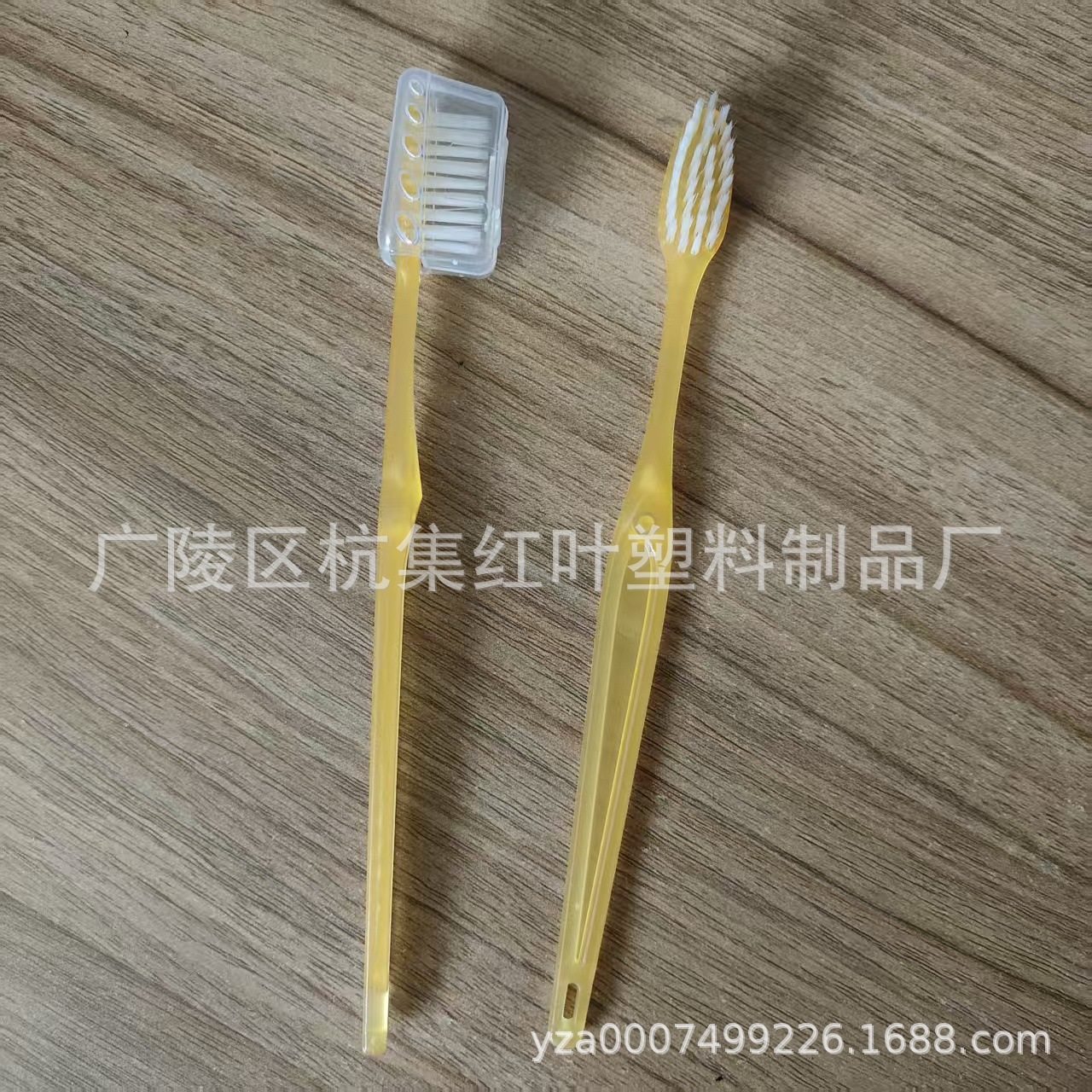 Reise-Set Einweg-Hygieneprodukte Hotel-Gästeausstattung Zahnbürste Zahnpasta Kamm Seife Zahnseide Kombinationsset