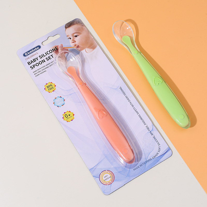 Cuchara de silicona para bebés recién nacidos con agua y arroz Cuchara pequeña vajilla para niños Complemento alimenticio Cuchara suave de silicona