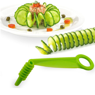 Cucumber Spiral Slicer, Hand-Cranked Cucumber Slicing, Multi-Functional Vegetable Cutter, Creative Peeling Knife Customization