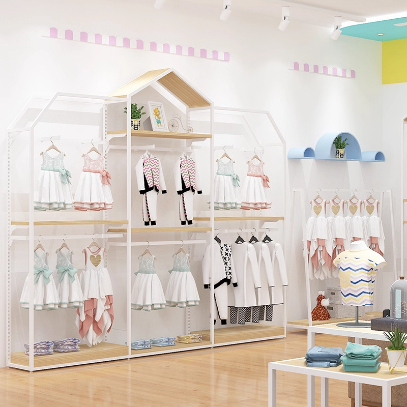 Tienda de ropa especial para tiendas de madres y bebés de niños, estante de exposición de hierro forjado para tiendas de ropa para niños, estante de ropa de metal tipo suelo colgante